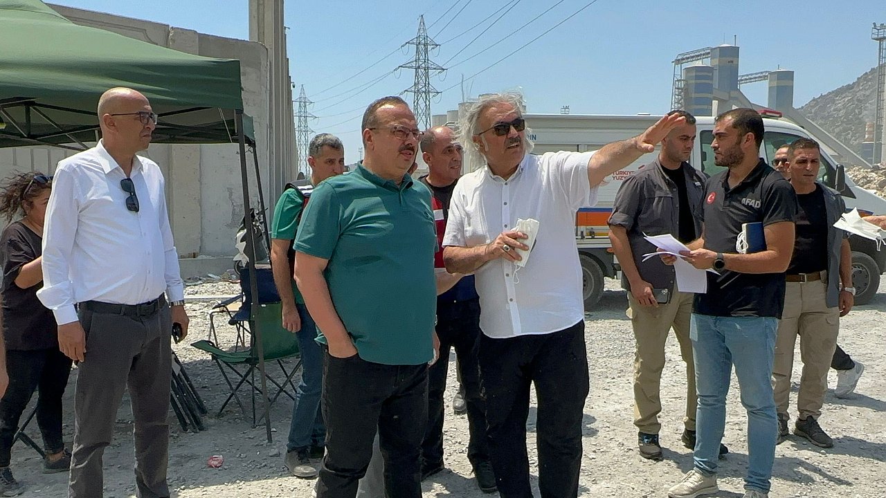 VALİ CANBOLAT,SÖKE'DE YANGIN BÖLGESİNDE BİLANÇOYU AÇIKLADI